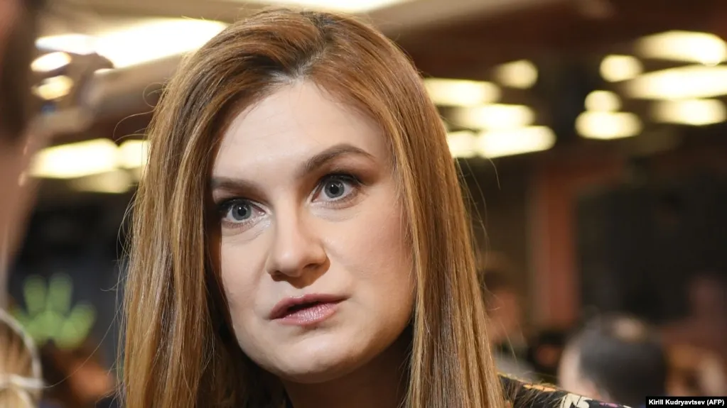 Следственный комитет по инициативе депутатки Госдумы Марии Бутиной начал проверку детских книг писателя Григория Остера на предмет «сомнительных установок» и «легитимизации жестокости», в том числе сборника «Школа ужасов», сказки о людоеде и «Вредных советов».