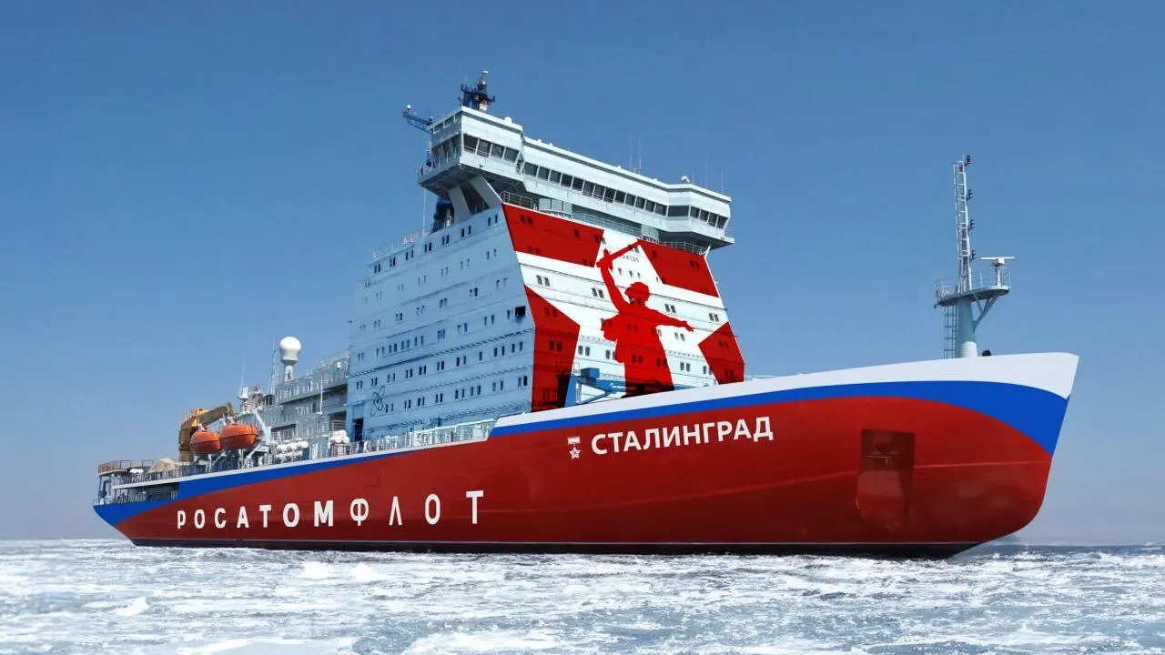 Рассматриваются два варианта: портовый сбор с экспортных грузов или дополнительная плата до $2,75 с тонны на Северном морском пути в 2027–2035 гг. По оценкам, второй вариант может принести до 138 млрд рублей; стоимость каждого ледокола выросла до примерно 85 млрд руб.