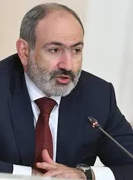 Премьер-министр Армении заявил, что государство компенсирует убытки производителям, столкнувшимся с препятствиями при экспорте в Россию; также будет помощь в повышении качества продукции и поиске альтернативных рынков сбыта.