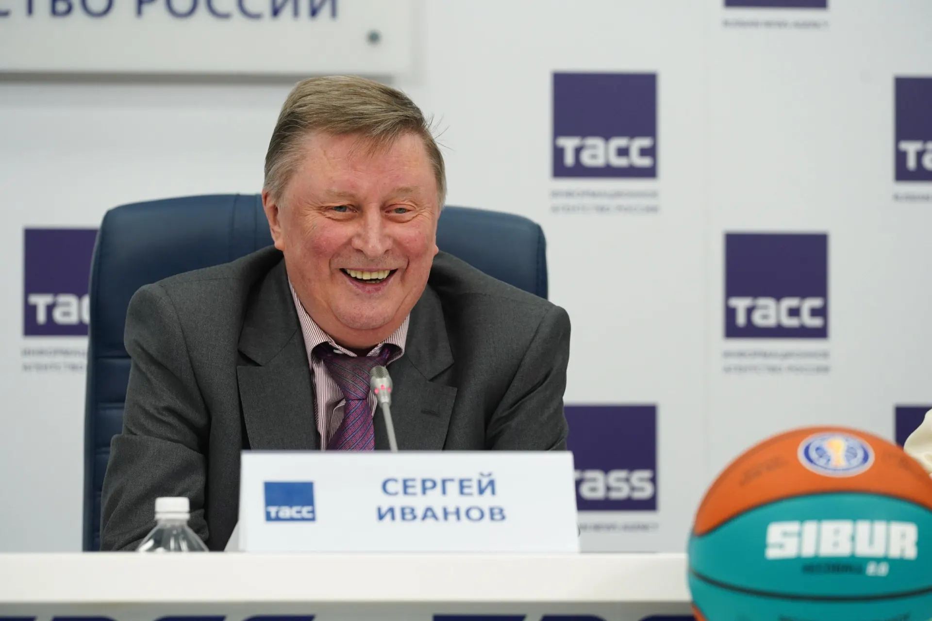 Государственный деятель скончался в возрасте 73 лет.