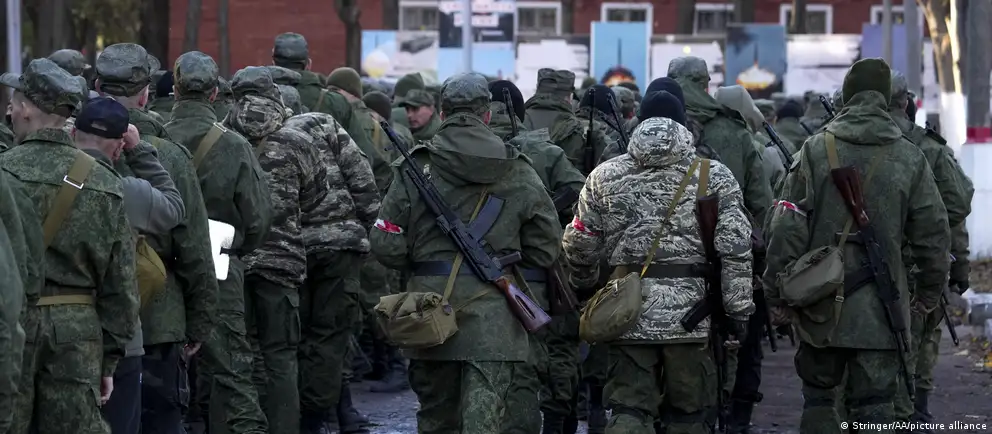 Появившиеся утверждения о планах расширить мобилизацию расходятся с официальными опровержениями. Аналитики указывают на признаки, которые могут свидетельствовать о подготовке, но окончательное решение остаётся за руководством страны.