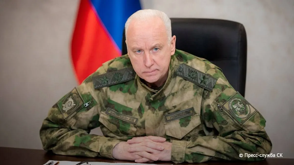 Глава Следственного комитета сообщил о 54 атакованных регионах, 1472 погибших (45 — дети), 6754 раненых (405 — дети) и ущербе свыше 1 трлн рублей; треть смертей пришлась на апрель–июнь 2026 года.