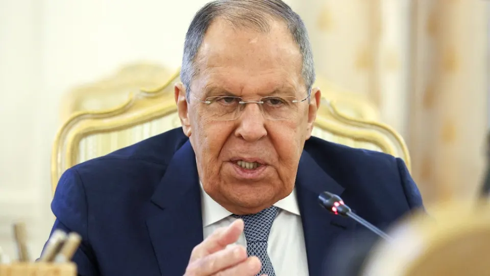 Глава МИД Сергей Лавров заявил, что Москва не прекратит боевых действий против Украины, пока не будут достигнуты цели, обозначенные президентом в июне 2024 года. Министр обвинил западные страны в разрушении договорённостей и отказе от гарантий.