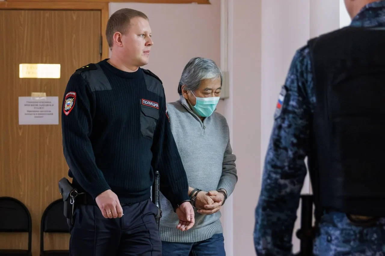Верховный суд России получил материалы по уголовному делу Александра Пака, осуждённого за наезд на многодетную мать Екатерину Буравлеву. Дело передано третьему составу уголовной коллегии.