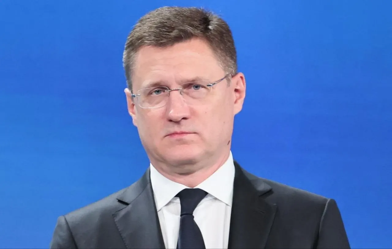 Кабмин поручил усилить контроль за ценами на бензин на независимых заправках; опубликованы детали мер и графика контроля.