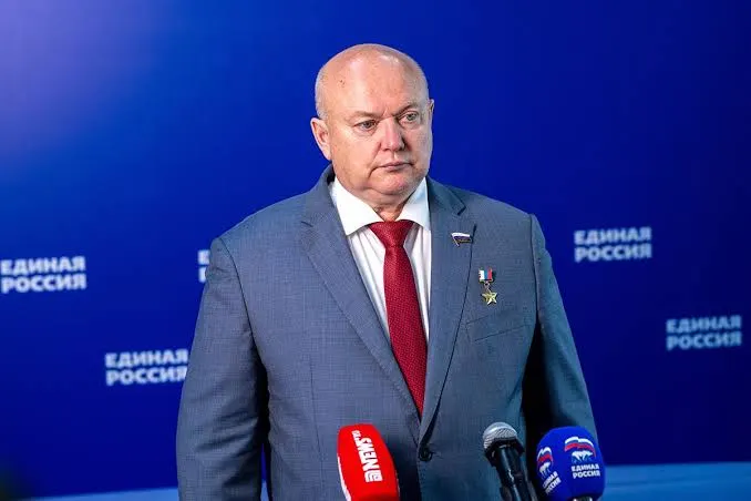 По словам первого заместителя председателя комитета Госдумы по обороне Андрея Красова, оснований для проведения новой мобилизации в России нет; чиновники ранее опровергали подобные планы.