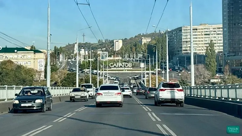 За период 20:00–08:00 по московскому времени 7–8 октября перехвачены и ликвидированы беспилотники над множеством регионов; в Рязанской области загорелся дата-центр Яндекса.